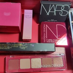 Boxycharm  Assortment  of Beauty items